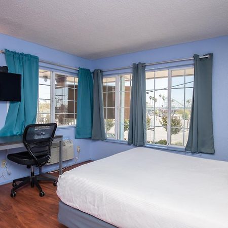 Aqua Breeze Inn Santa Cruz Exterior photo