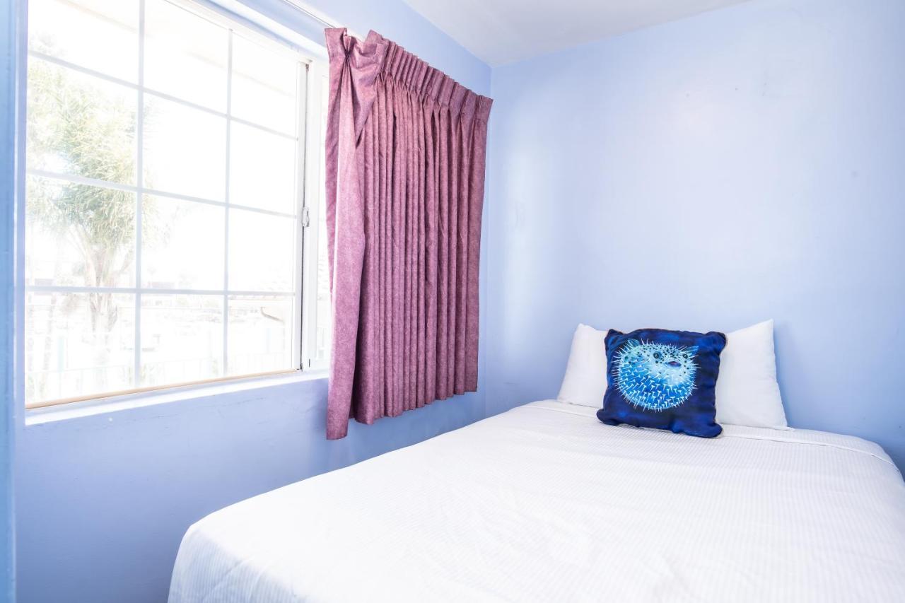 Aqua Breeze Inn Santa Cruz Exterior photo